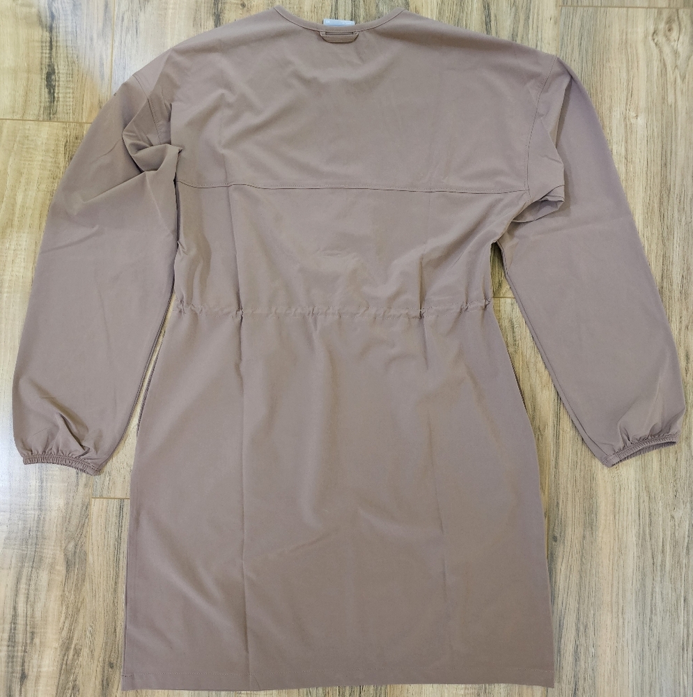 New Columbia Boundless Avenue Dress - Picture 5 of 15
